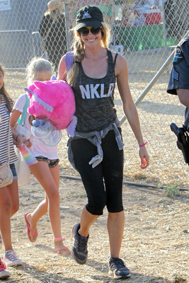 Denise Richards Poster 2750613