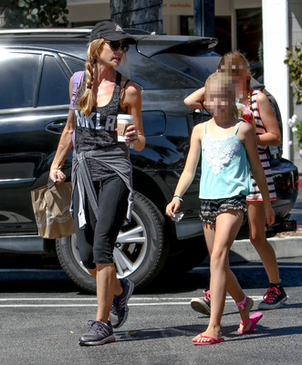 Denise Richards Poster 2750721