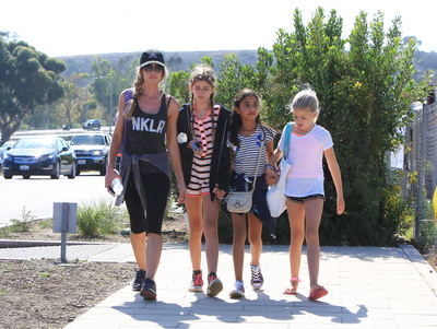 Denise Richards Poster 2750724