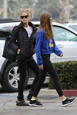 Denise Richards Poster 2750845