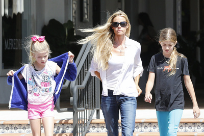 Denise Richards Poster 2750906