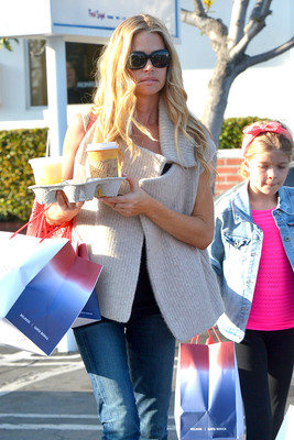 Denise Richards Poster 2750907