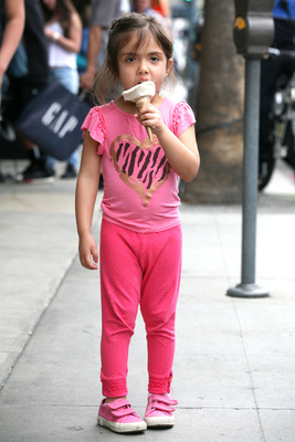 Denise Richards Poster 2750910