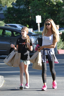 Denise Richards Poster 2750920