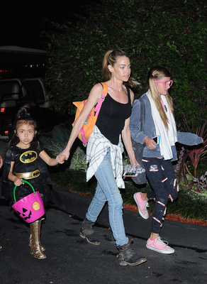 Denise Richards Poster 2751005