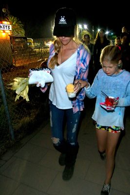 Denise Richards Poster 2751011