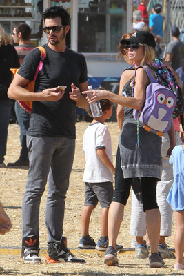 Denise Richards Poster 2751058