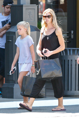 Denise Richards Poster 2751059