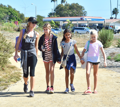 Denise Richards Poster 2751100