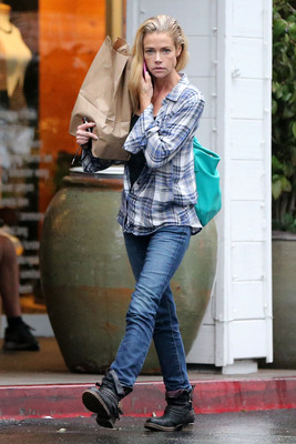 Denise Richards Poster 2751127