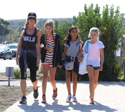 Denise Richards Poster 2751173