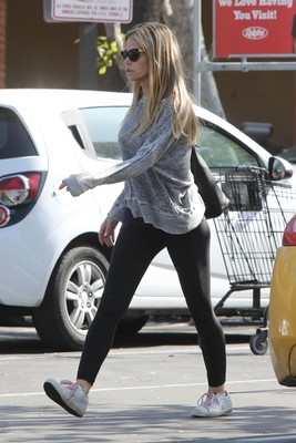 Denise Richards Poster 2751223