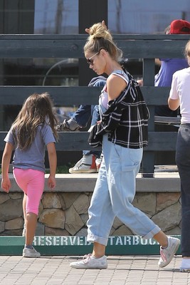 Denise Richards Poster 2751298