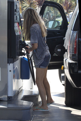 Denise Richards Poster 2751302