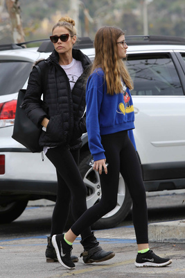 Denise Richards Poster 2751320