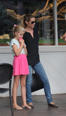 Denise Richards Poster 2751331