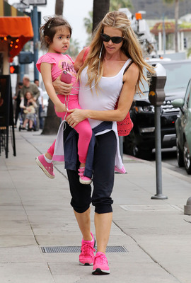 Denise Richards Poster 2751360