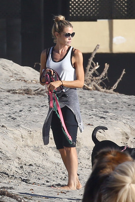 Denise Richards Poster 2751397