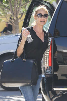 Denise Richards Poster 2751434