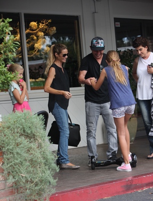 Denise Richards Poster 2751449