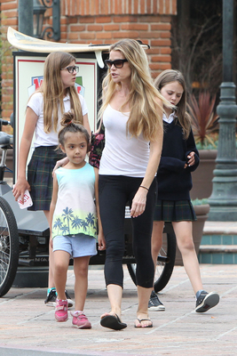 Denise Richards Poster 2751512