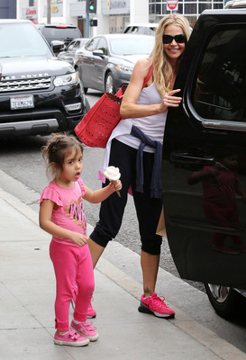 Denise Richards Poster 2751540