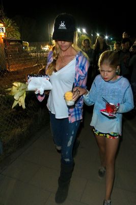 Denise Richards Poster 2751557