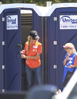 Denise Richards Poster 2751696