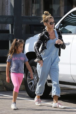 Denise Richards Poster 2751755