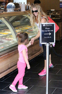 Denise Richards Poster 2751800