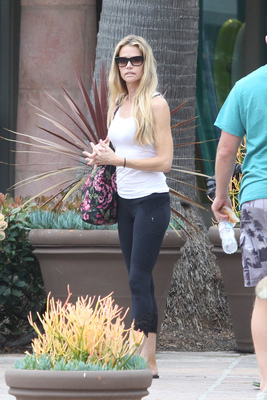 Denise Richards Poster 2751853