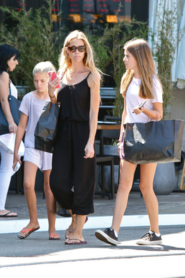 Denise Richards Poster 2751868