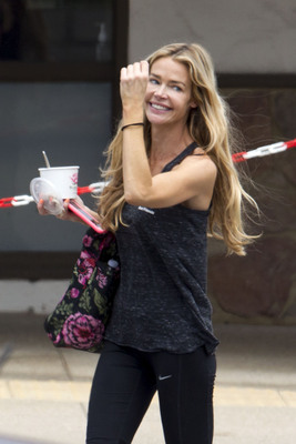 Denise Richards Poster 2751878