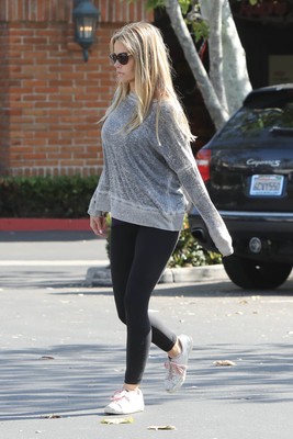 Denise Richards Poster 2752045