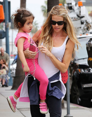 Denise Richards Poster 2752090