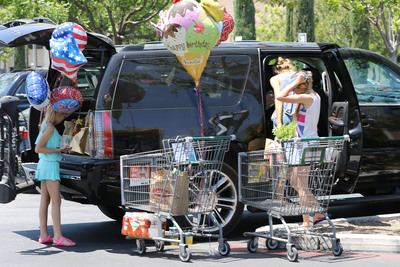 Denise Richards Poster 2752175