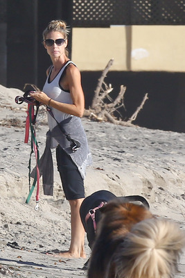 Denise Richards Poster 2752196