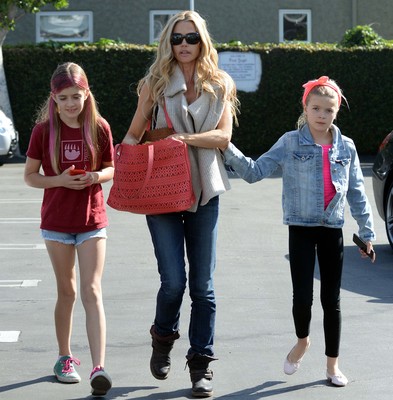 Denise Richards Poster 2752247