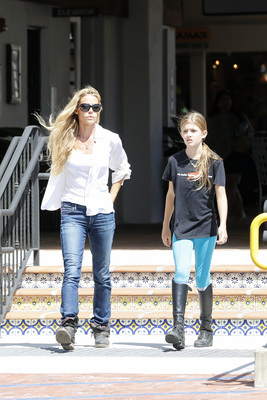 Denise Richards Poster 2752261