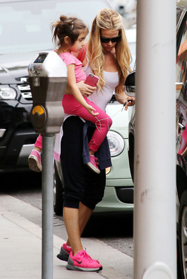 Denise Richards Poster 2752350