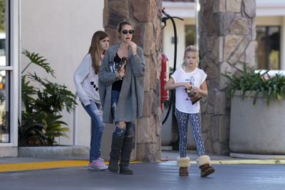 Denise Richards Poster 2752387