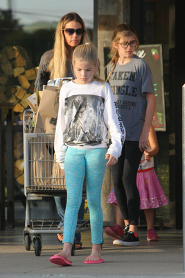 Denise Richards Poster 2752406