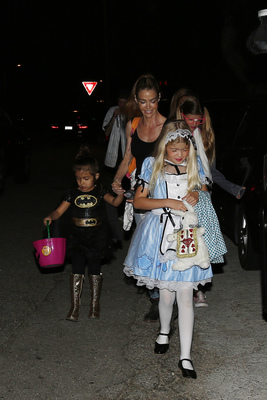 Denise Richards Poster 2752488