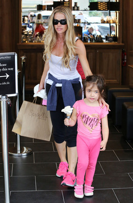 Denise Richards Poster 2752505