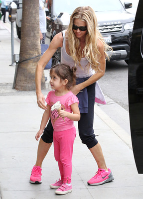 Denise Richards Poster 2752672