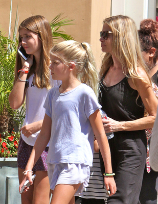 Denise Richards Poster 2752713