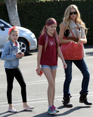 Denise Richards Poster 2752738