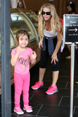 Denise Richards Poster 2752831