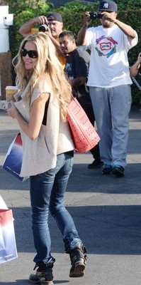 Denise Richards Poster 2752936