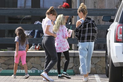 Denise Richards Poster 2752979